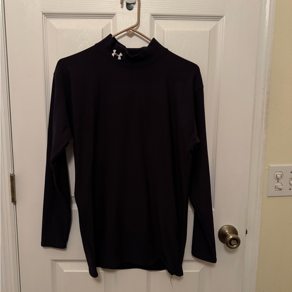 Under Armour Black Long Sleeve Tee